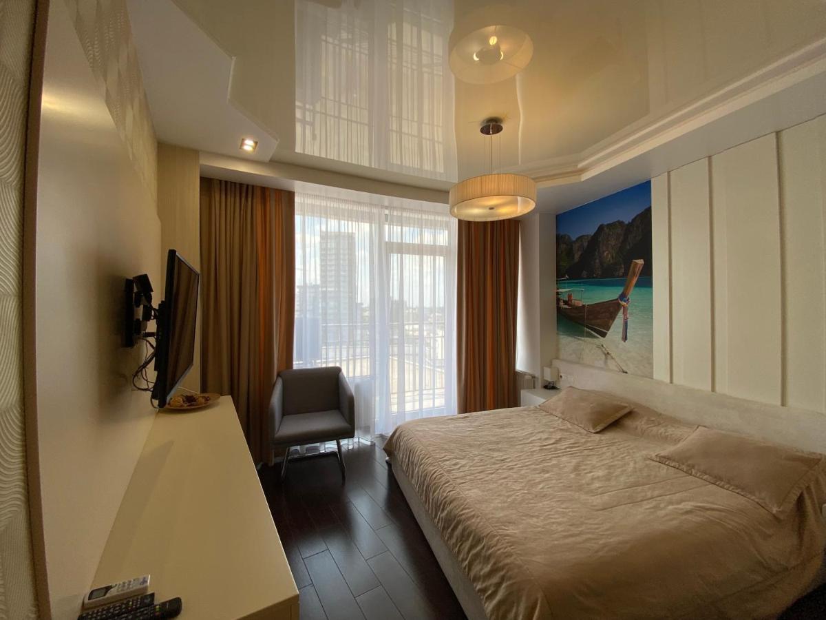 Most City Center Studio Apartment Dnipro Dış mekan fotoğraf