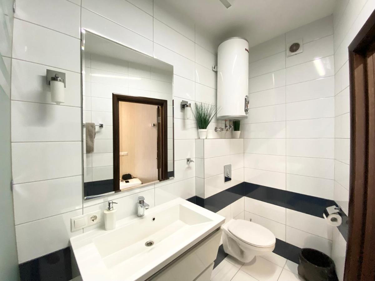 Most City Center Studio Apartment Dnipro Dış mekan fotoğraf