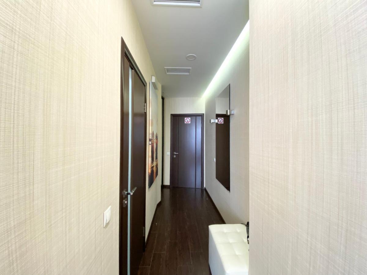 Most City Center Studio Apartment Dnipro Dış mekan fotoğraf